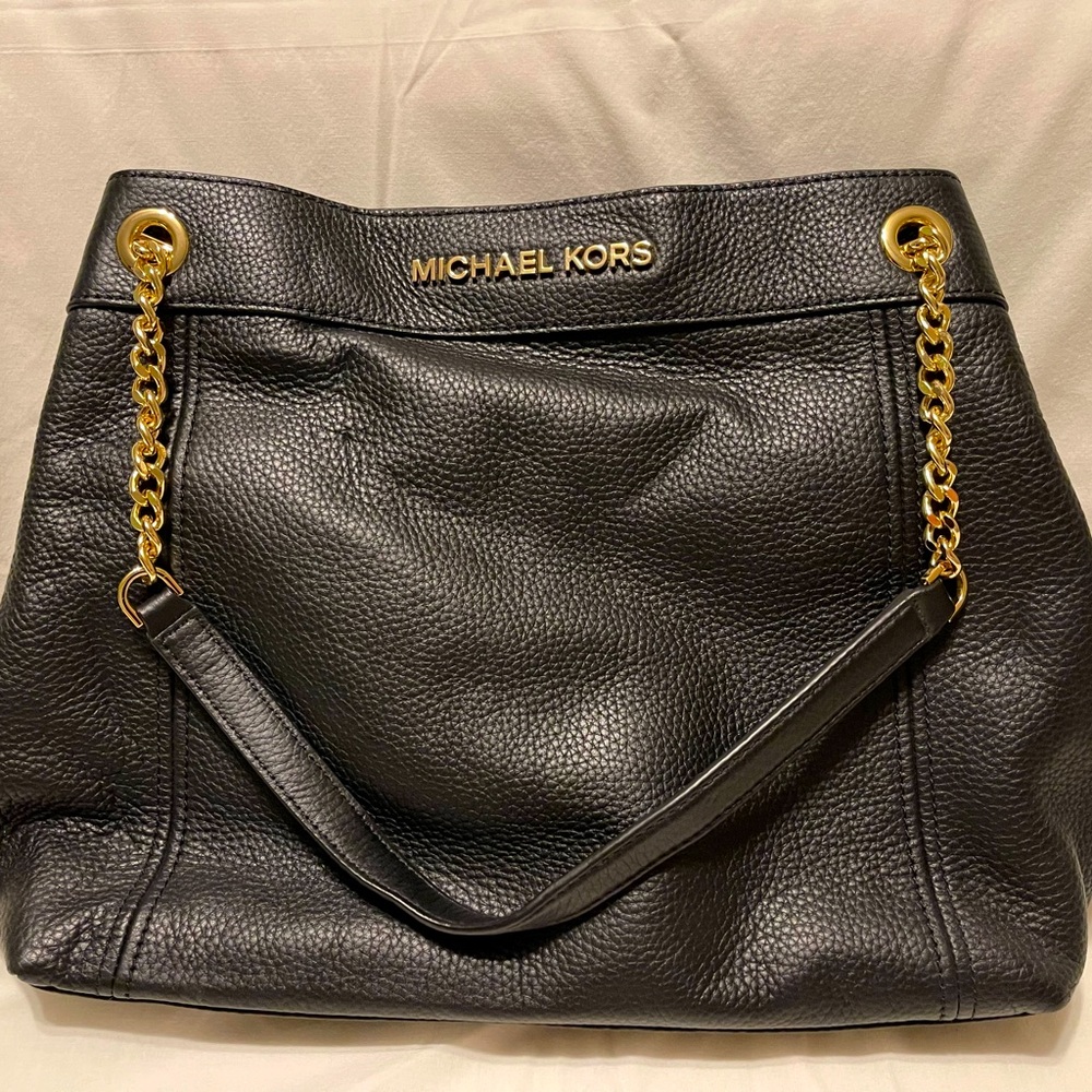 Black leather shoulder bag